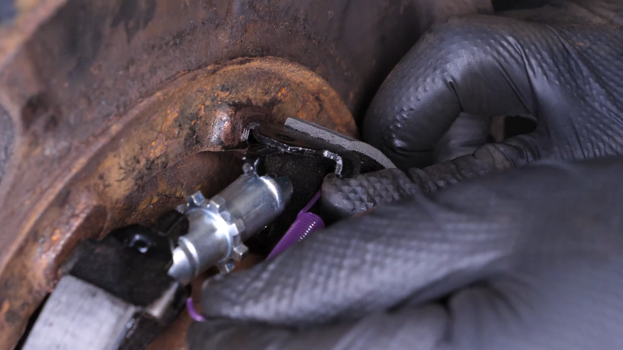 Install the new adjuster