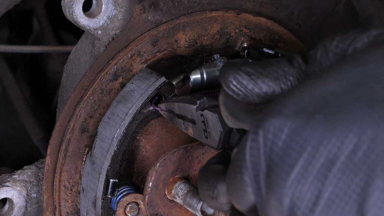 Install the new adjuster