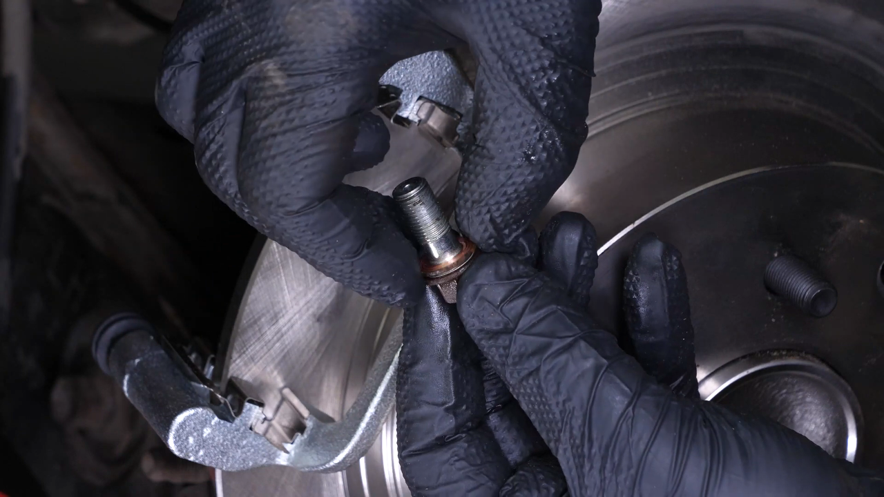 Tips before installing the new caliper