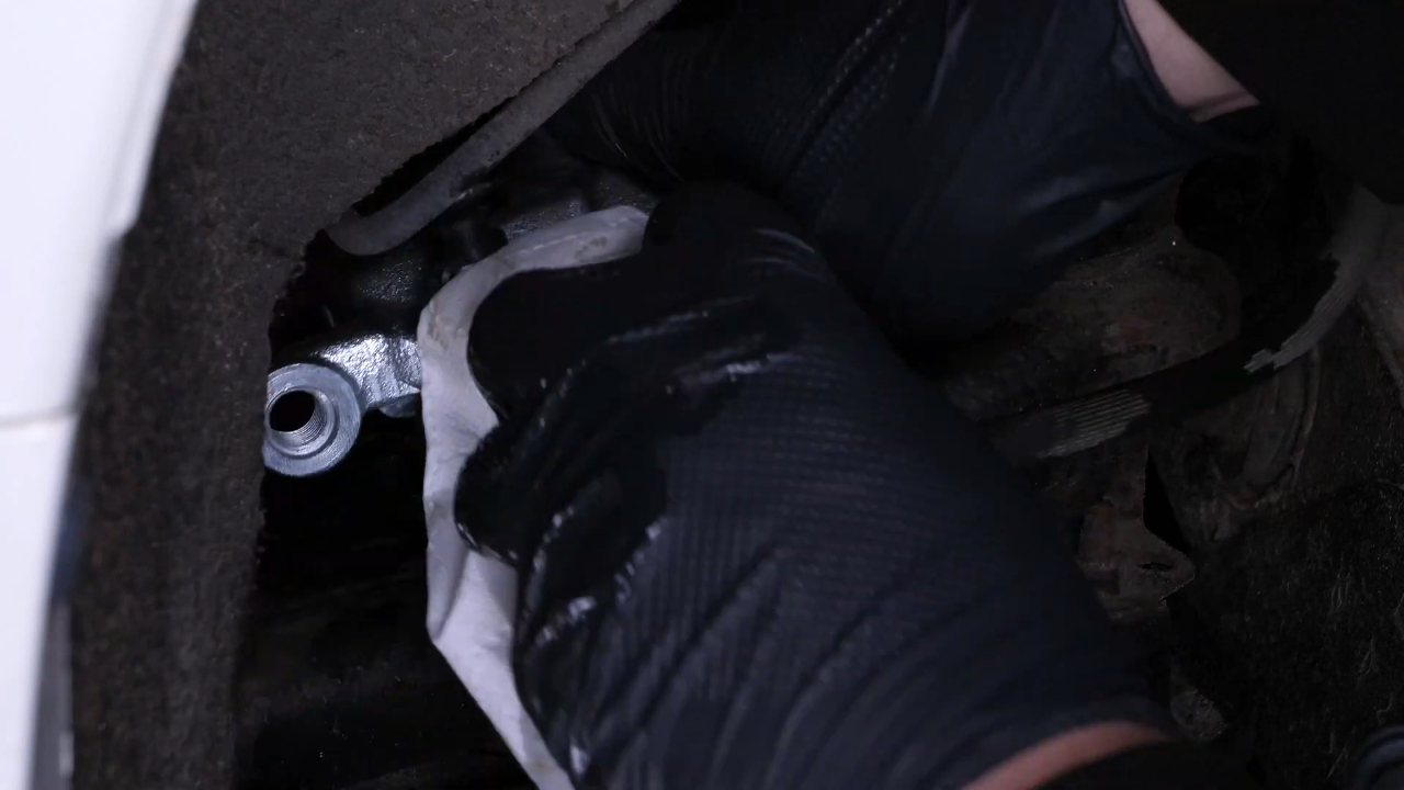 Tips before installing the new caliper