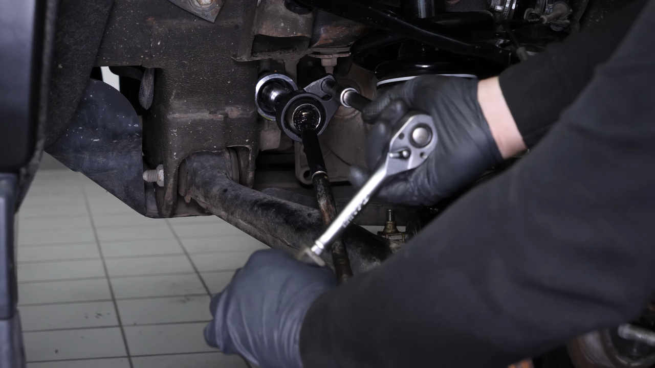 Remove the inner tie rod