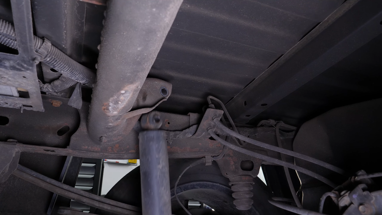 Remove the shock absorber