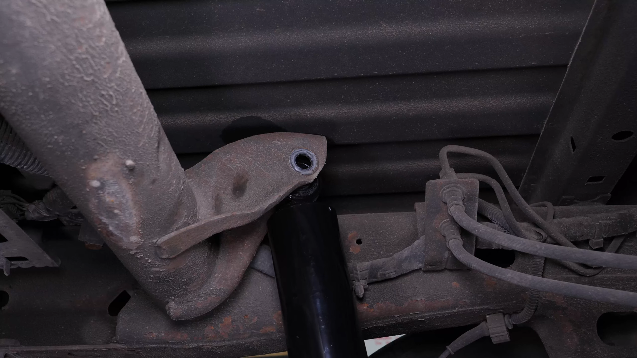 Install the new shock