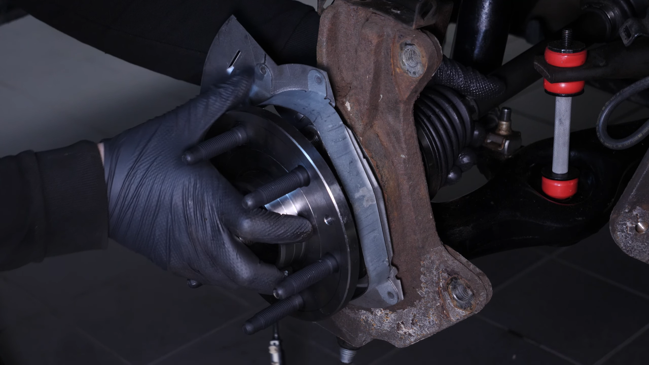 Install the wheel hub