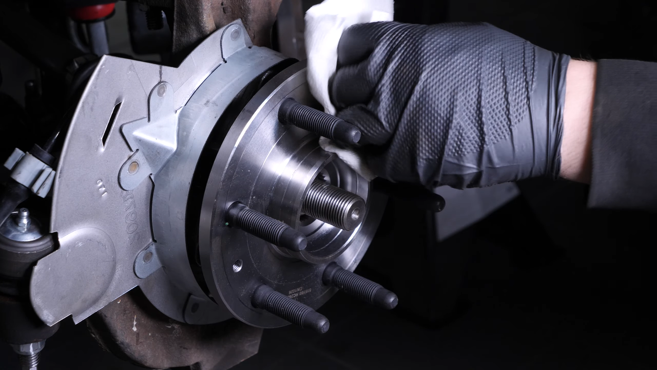 Install the wheel hub