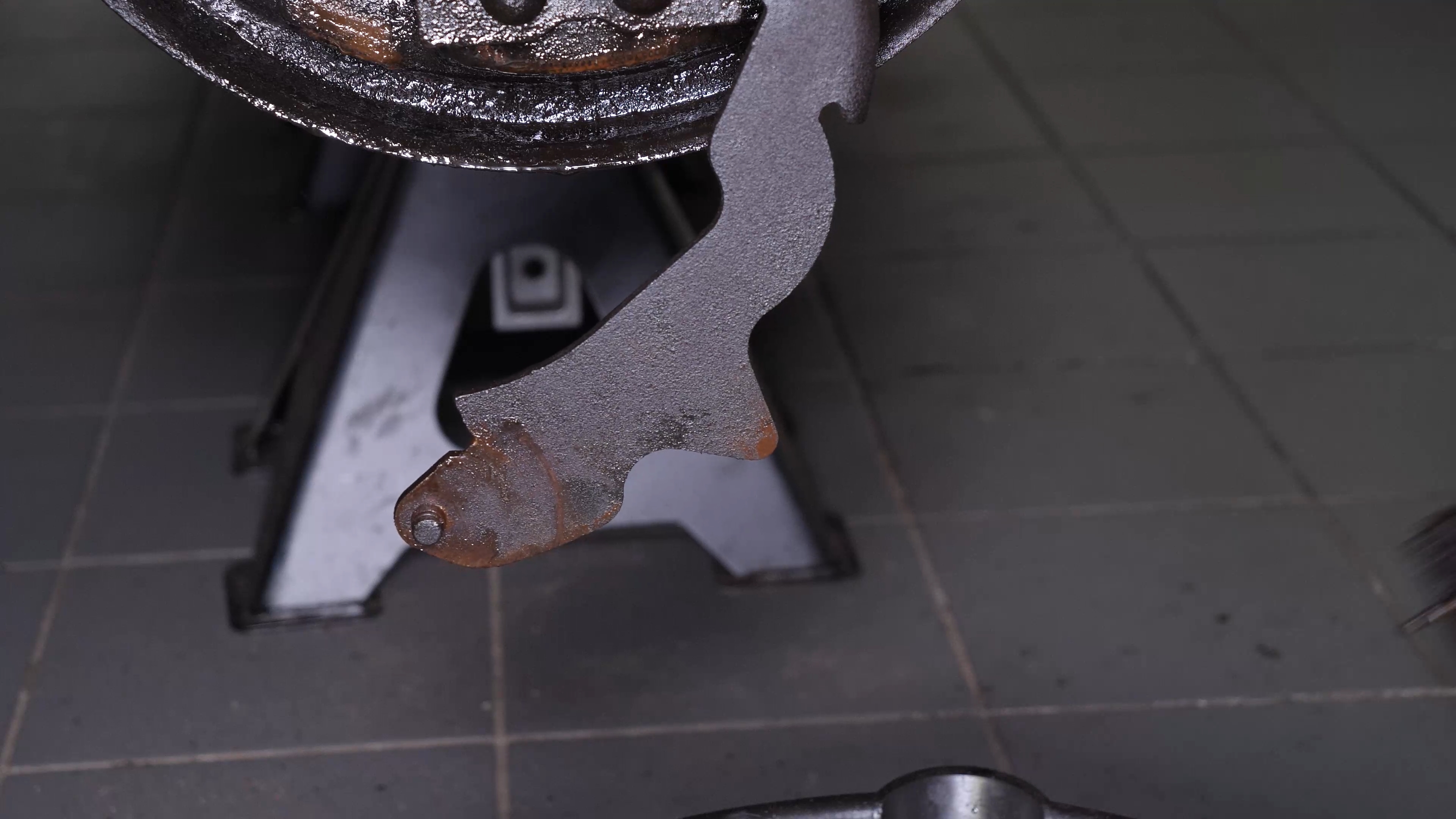 Remove the brake shoes