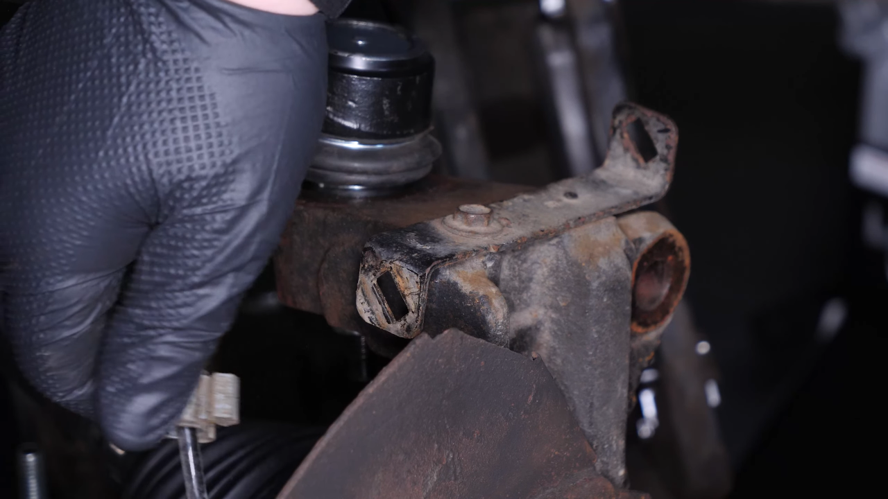 Remove the cable from its housings