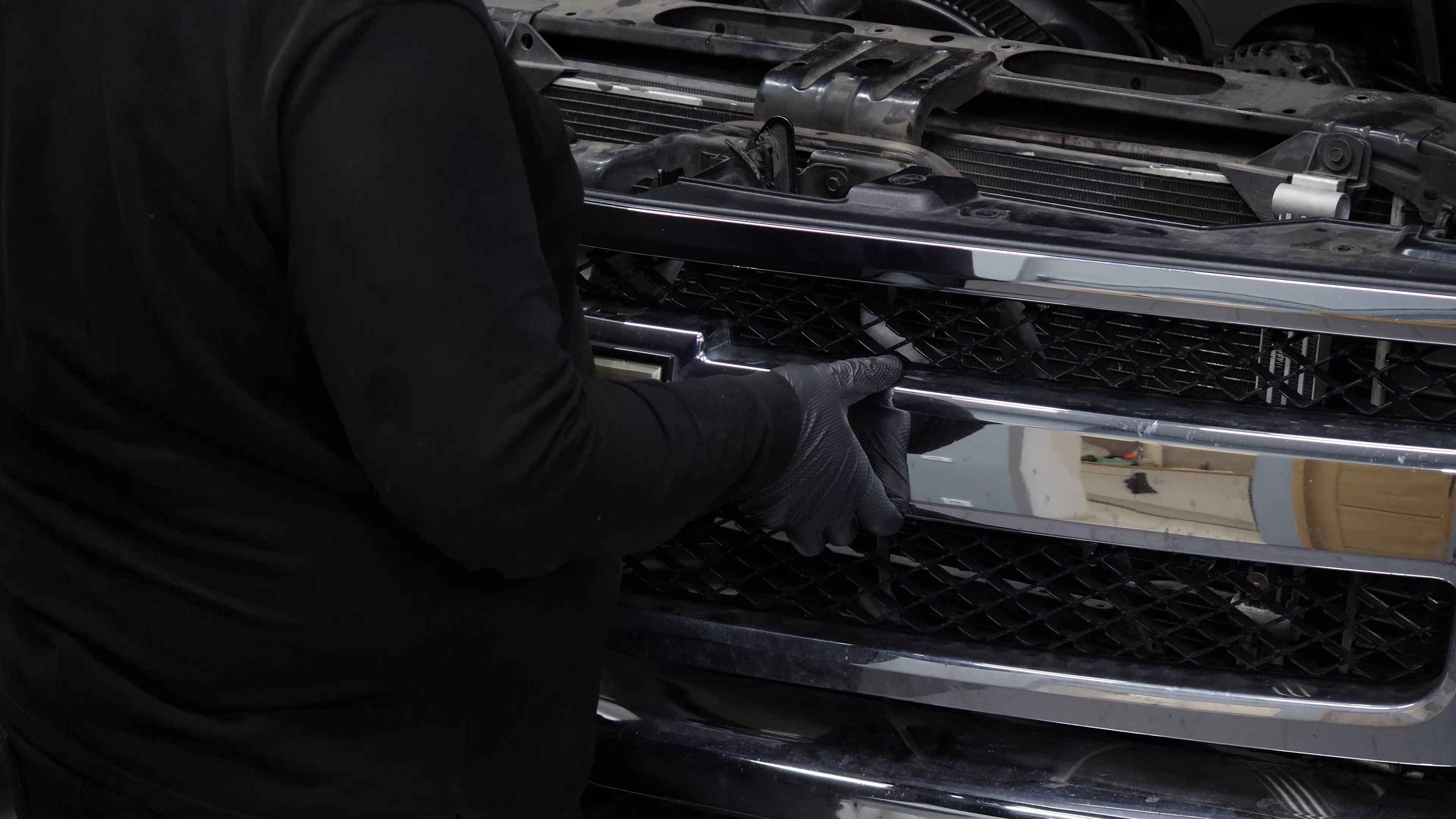Remove the Grille assembly