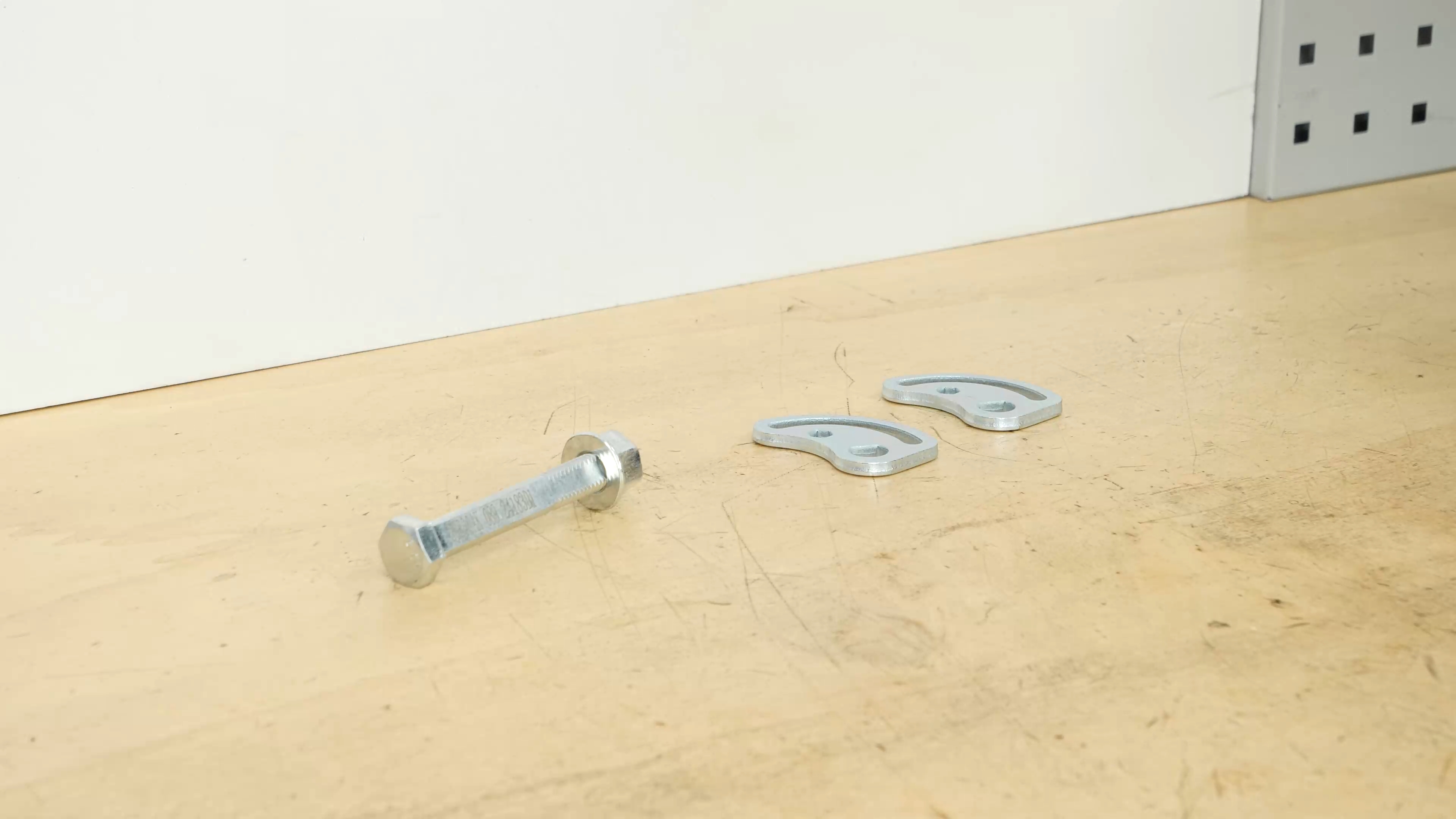 Install the new upper control arm
