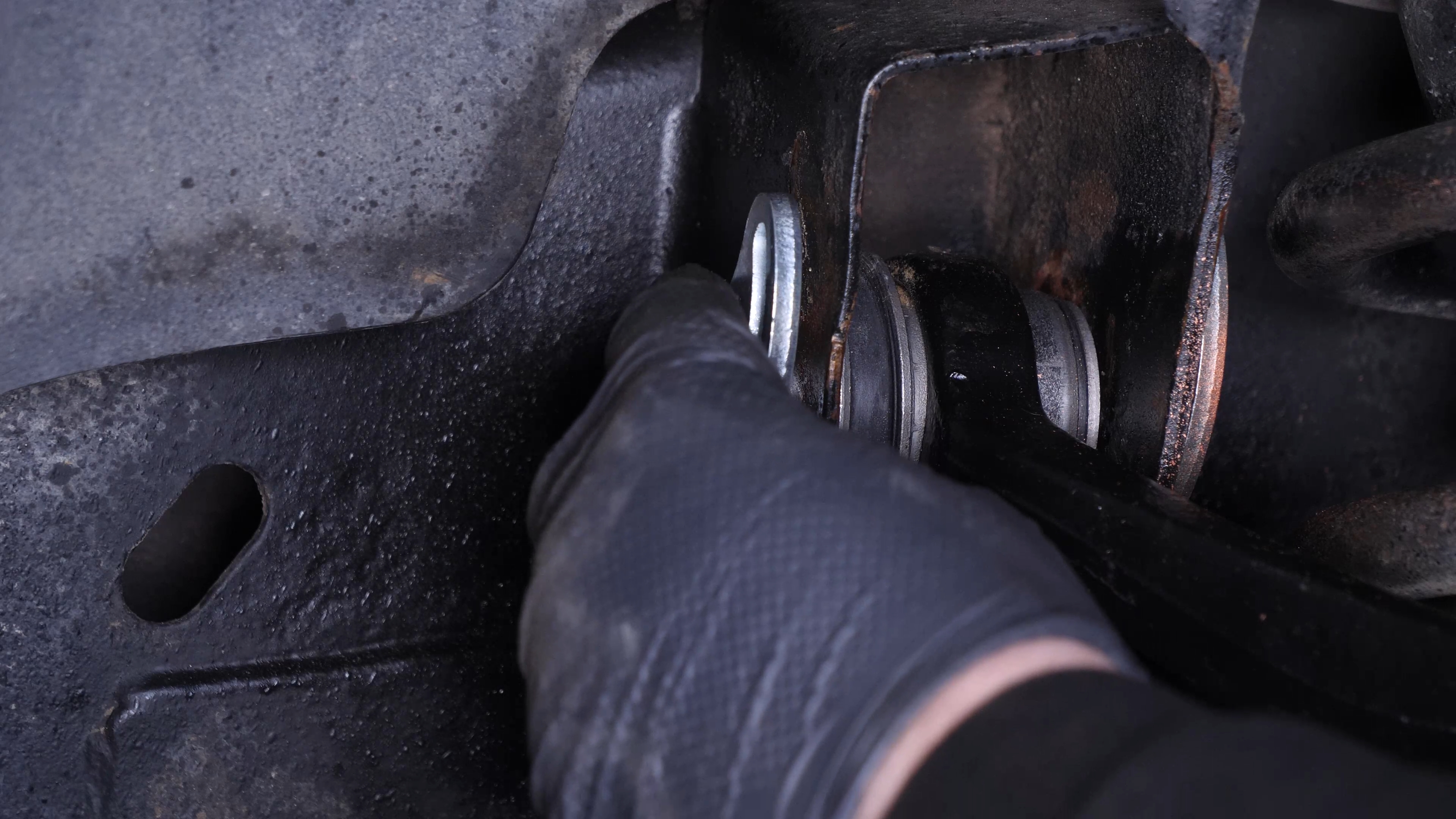 Install the new upper control arm