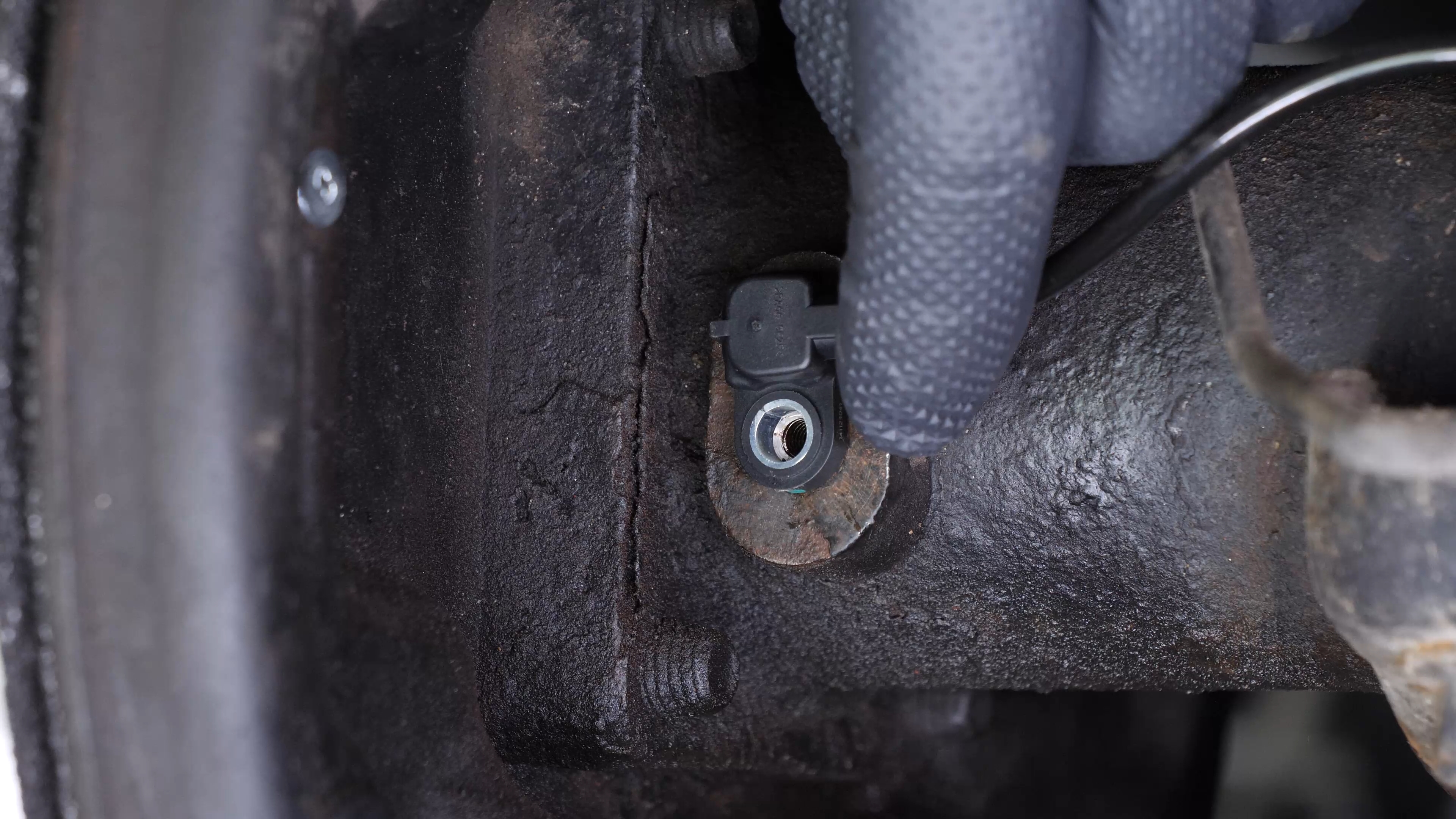 Install the ABS sensor
