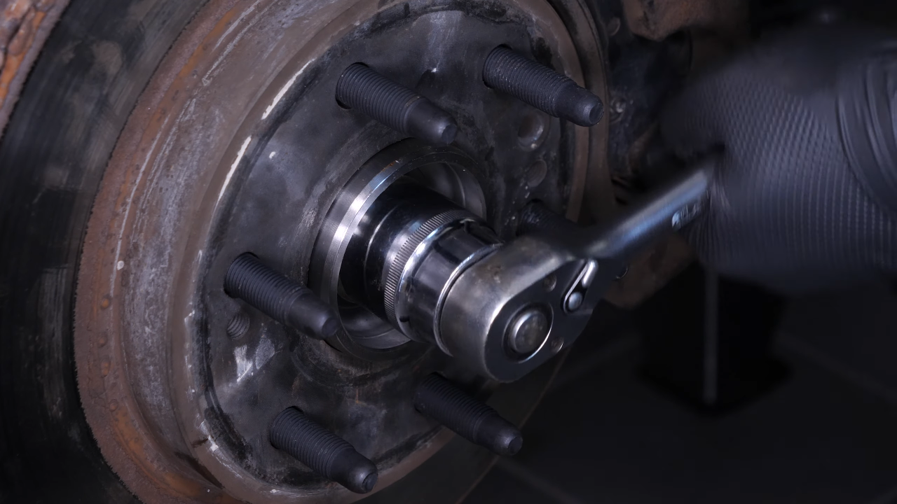 Tightening tips