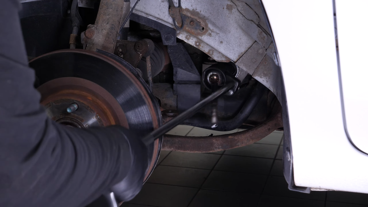 Remove the inner tie rod