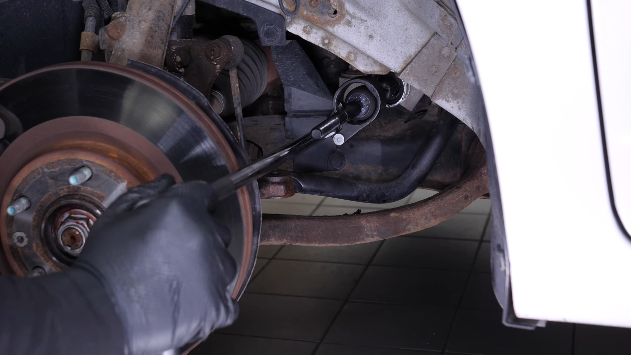 Install the new inner tie rod
