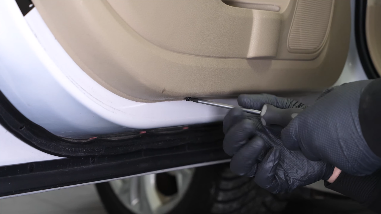 Remove the door trim