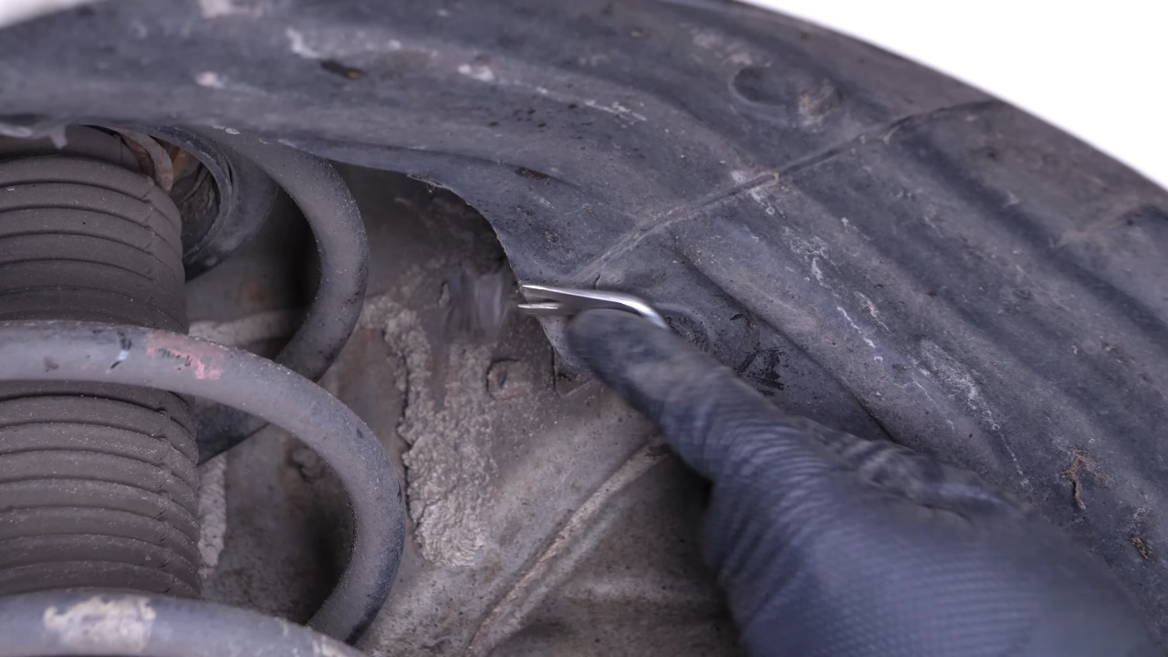 Remove the mudguard