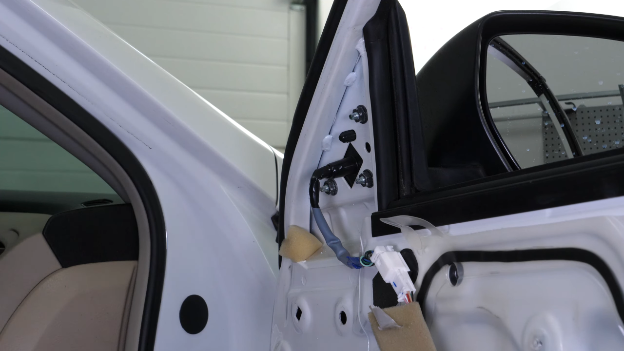 Remove the side view mirror