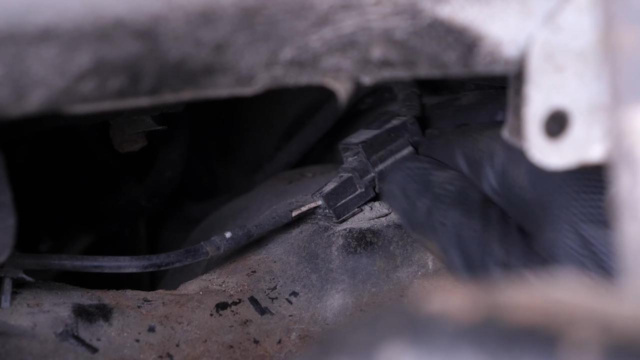 Remove the cable from its housings