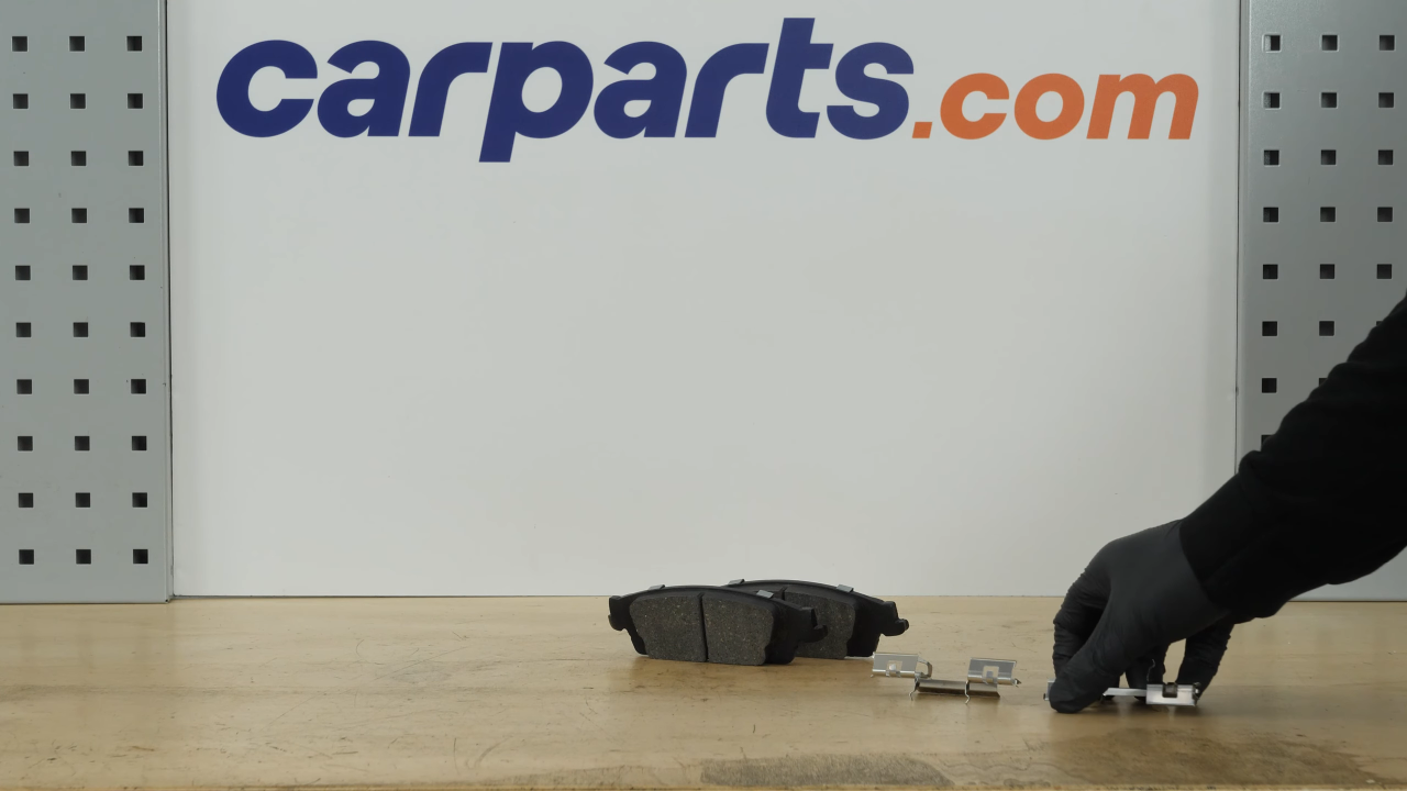 Install the new anti-rattle clips