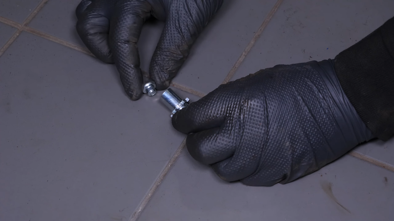 Install the new adjuster