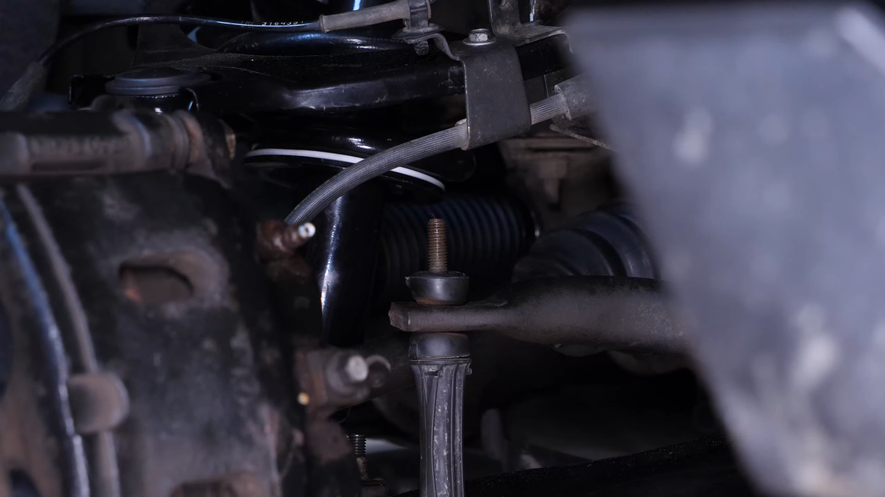 Remove the sway bar end link