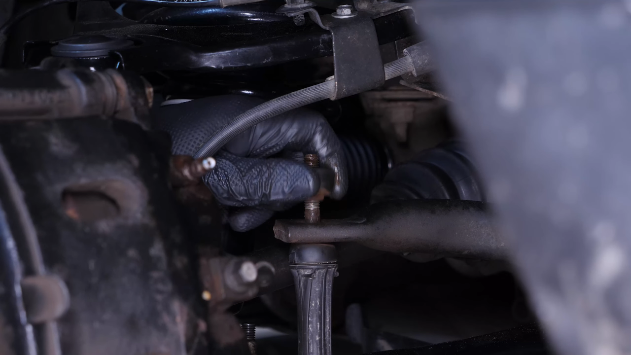 Remove the sway bar end link