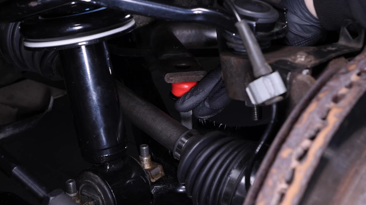 Install the new sway bar end link