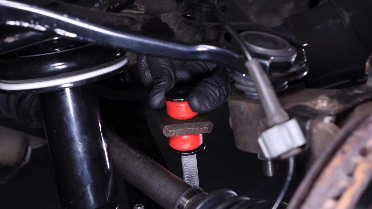 Install the new sway bar end link