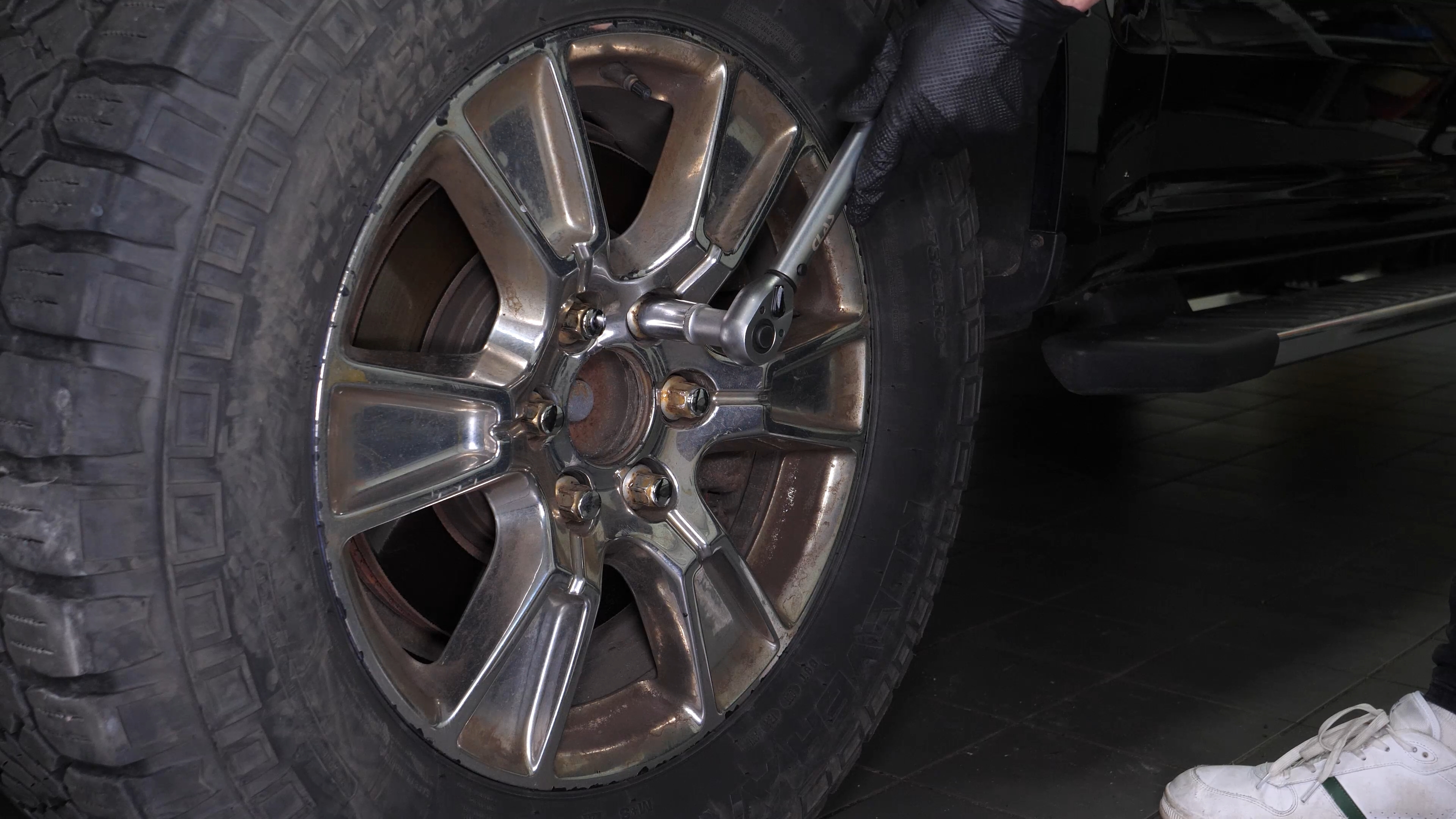 Put the vehicle back on the ground