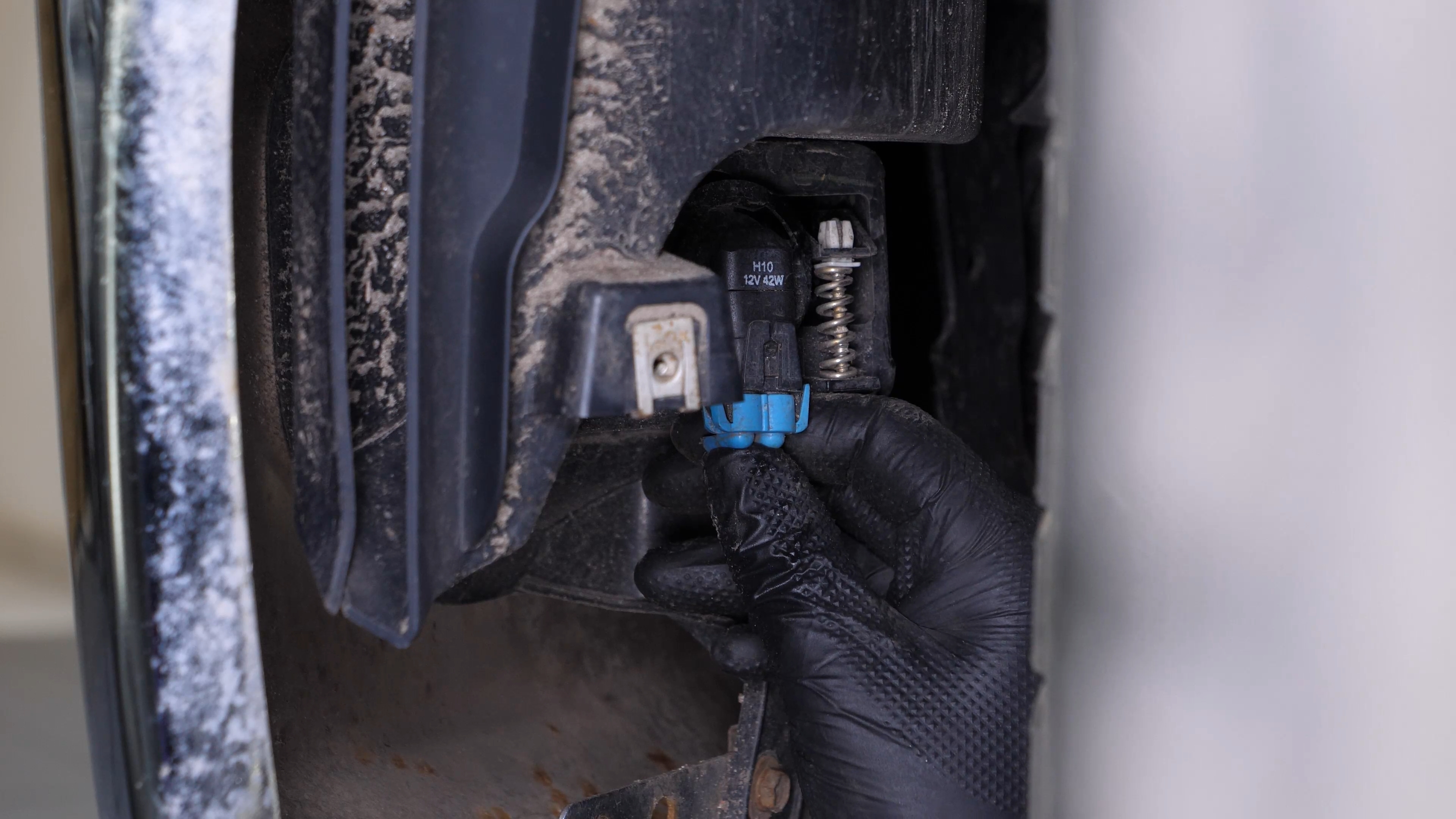 Replace fog light bulb