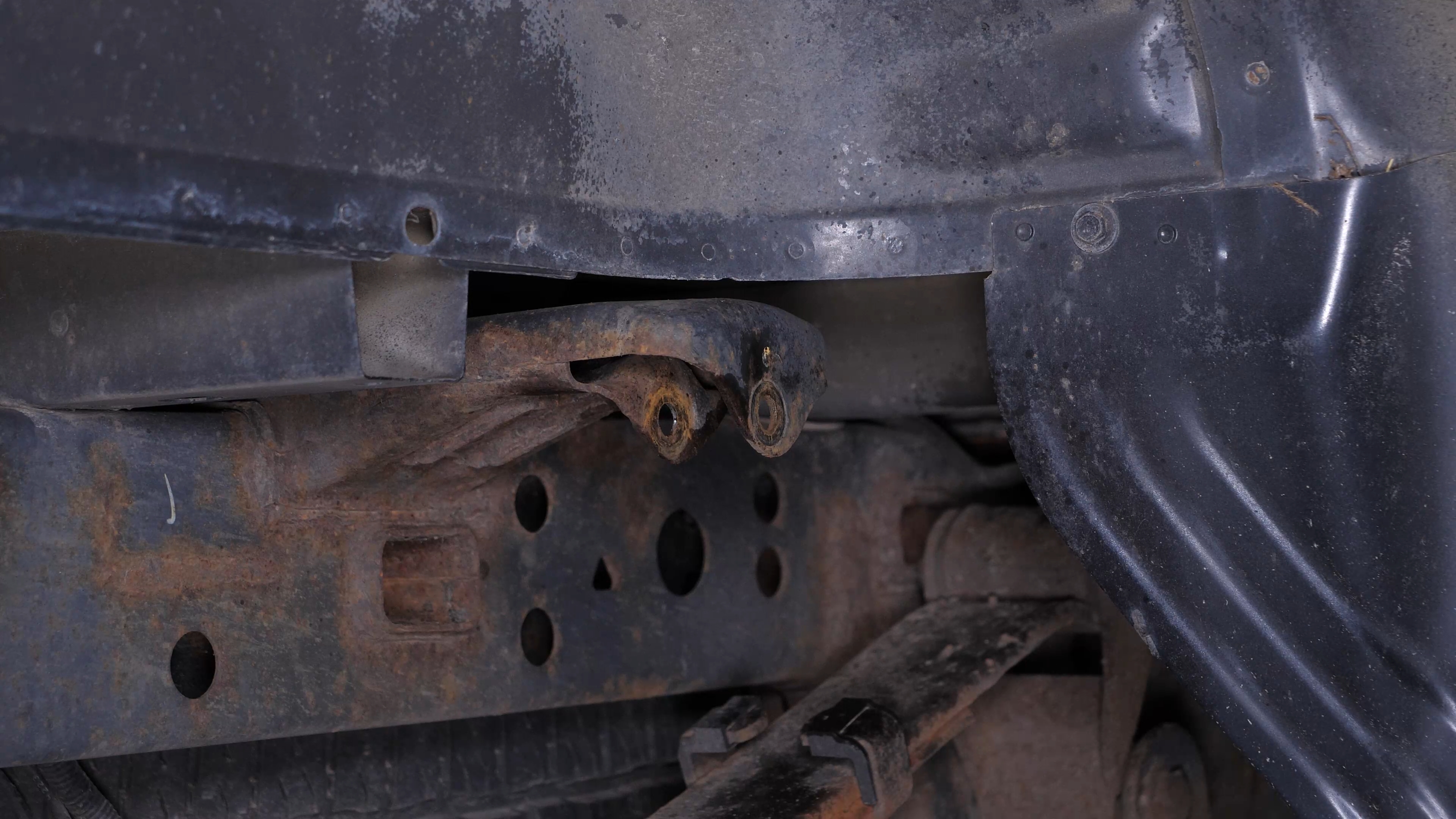 Remove the shock absorber