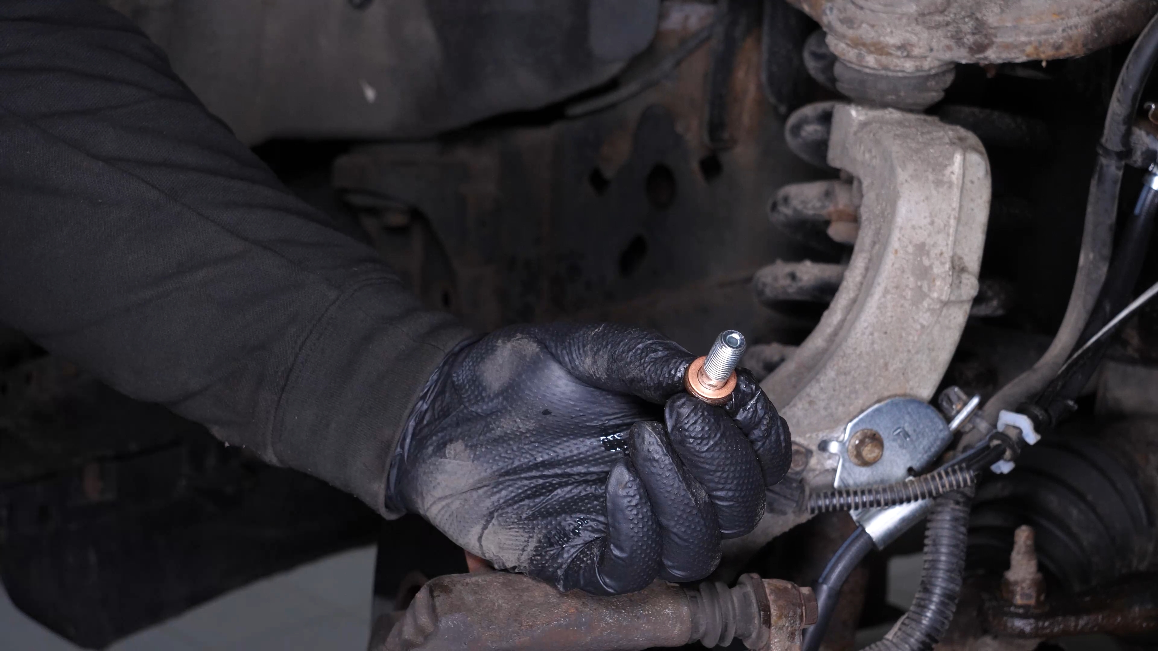 Screw the brake hose back on the caliper