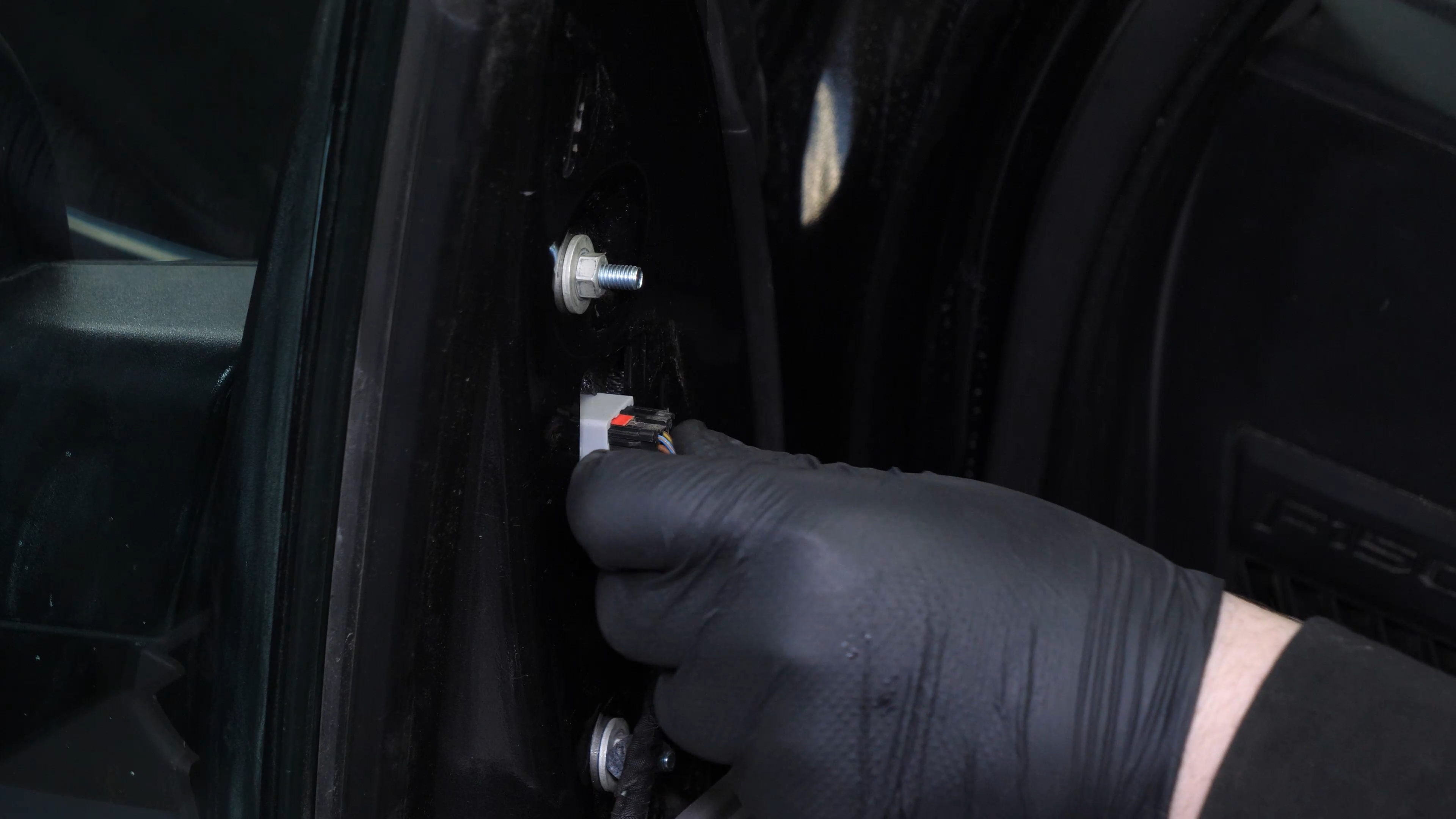 reconnect the side view mirror connector