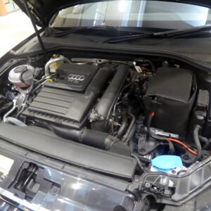 audi A3 sportback 30 tfsi sport enginebay