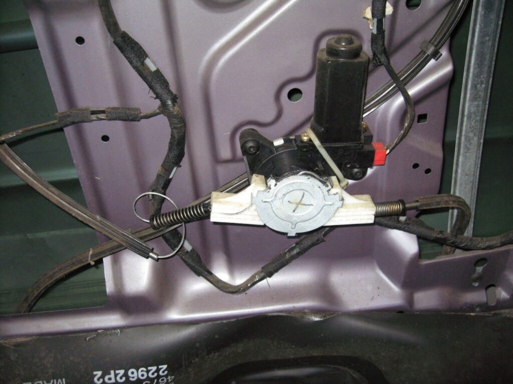 cable and pulley window regulator