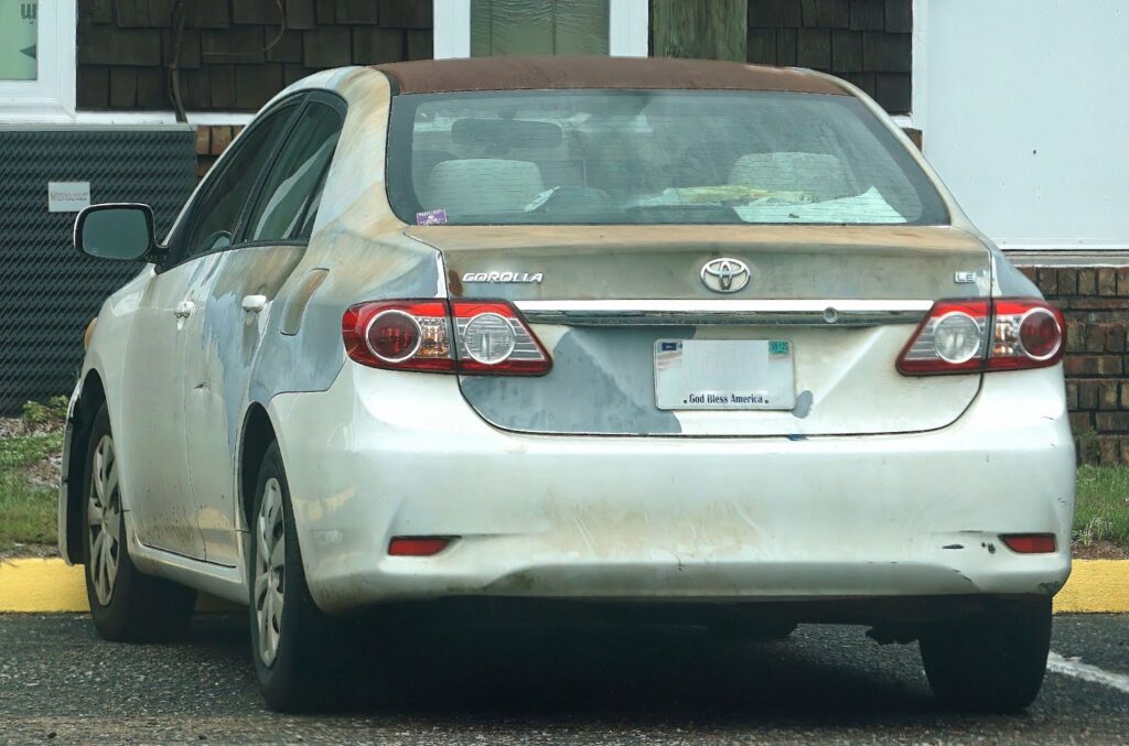 What Does Acid Rain Damage Look Like on a Car?