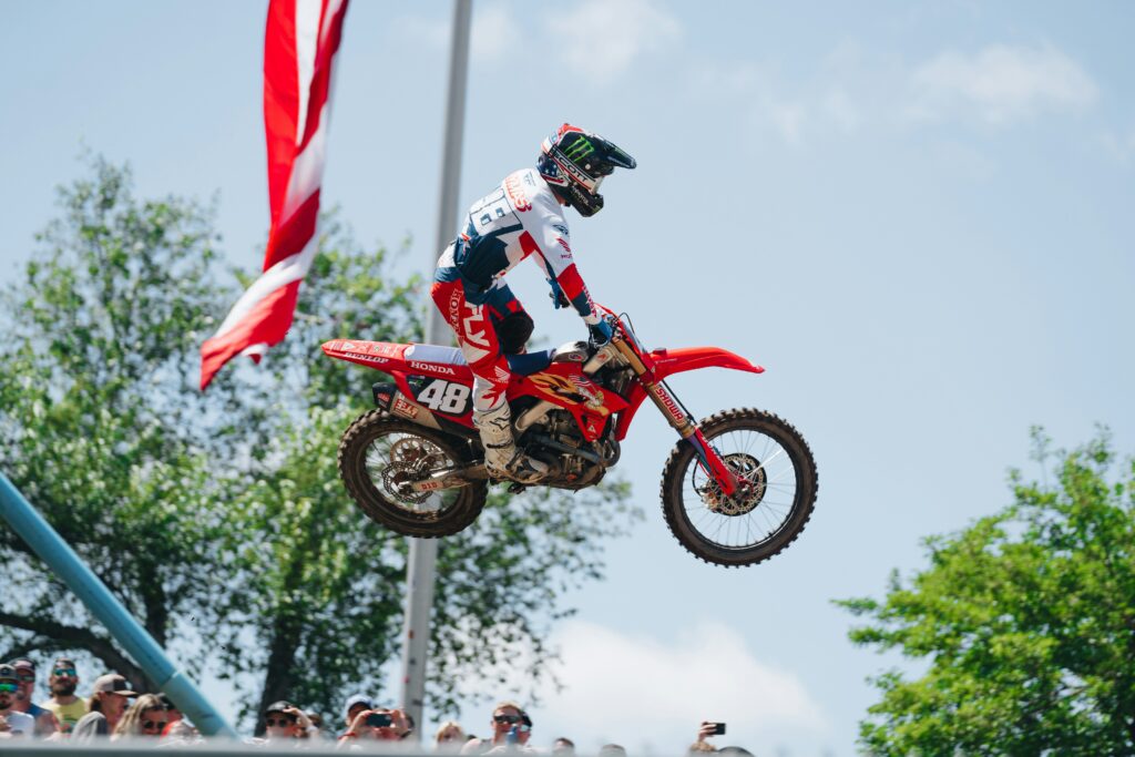 4 stroke dirt bike