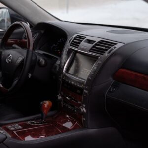 Lexus interior