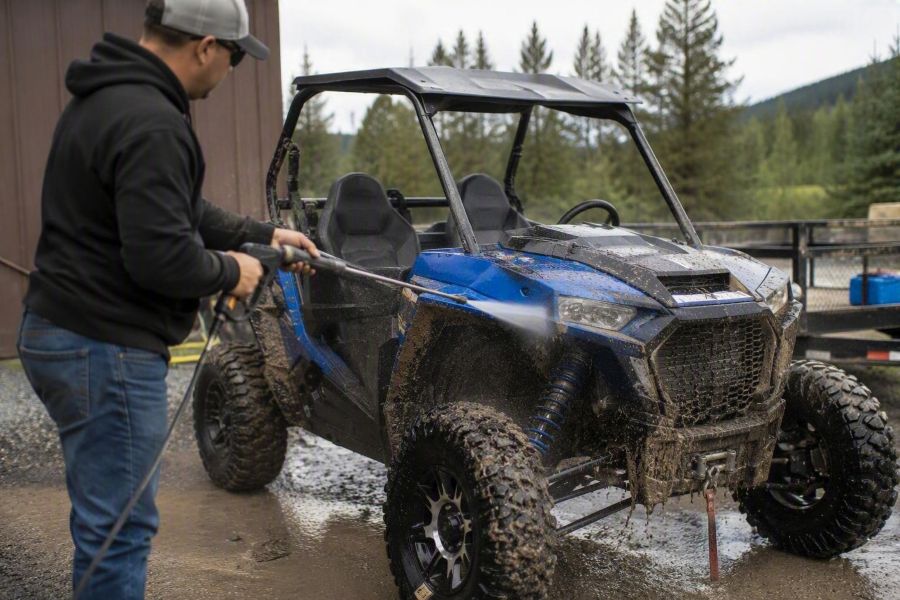 Washing a utv