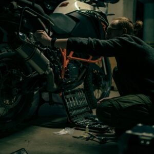 , How Do You Test a Powersports Battery With a Multimeter?