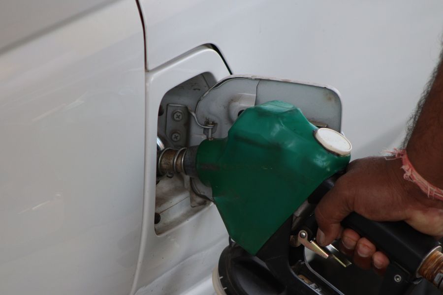 How Does a Fuel Tank Selector Valve Work?