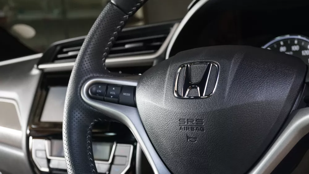 , Honda Clears Takata Airbag Problem with Latest Batch of Recall