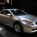 right front of 2008 nissan altima coupe