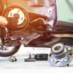 common wheel hub symptoms