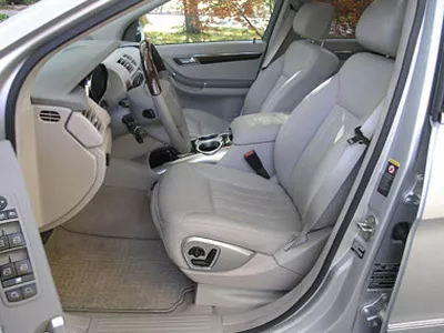 , 2006 Mercedes Benz R-Class Road Test