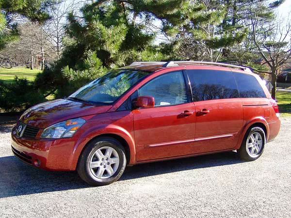 nissan quest minivan view