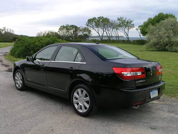 , The 2007 Lincoln MKZ Road Test Review