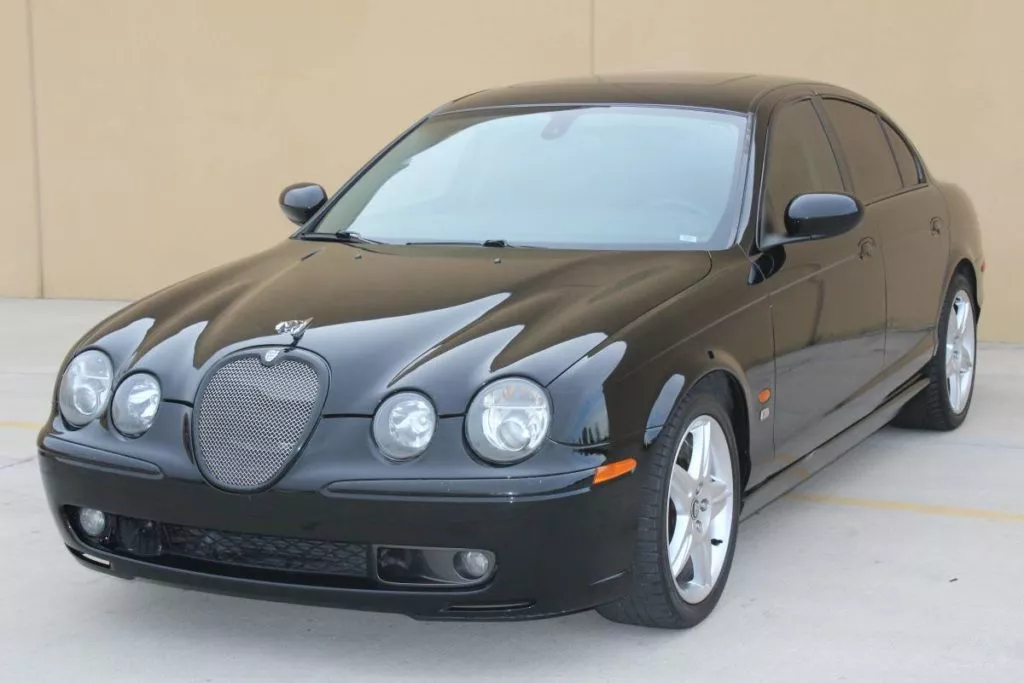, 2003 Jaguar S-Type R Road Test
