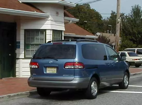 , 2001 Toyota Sienna Road Test