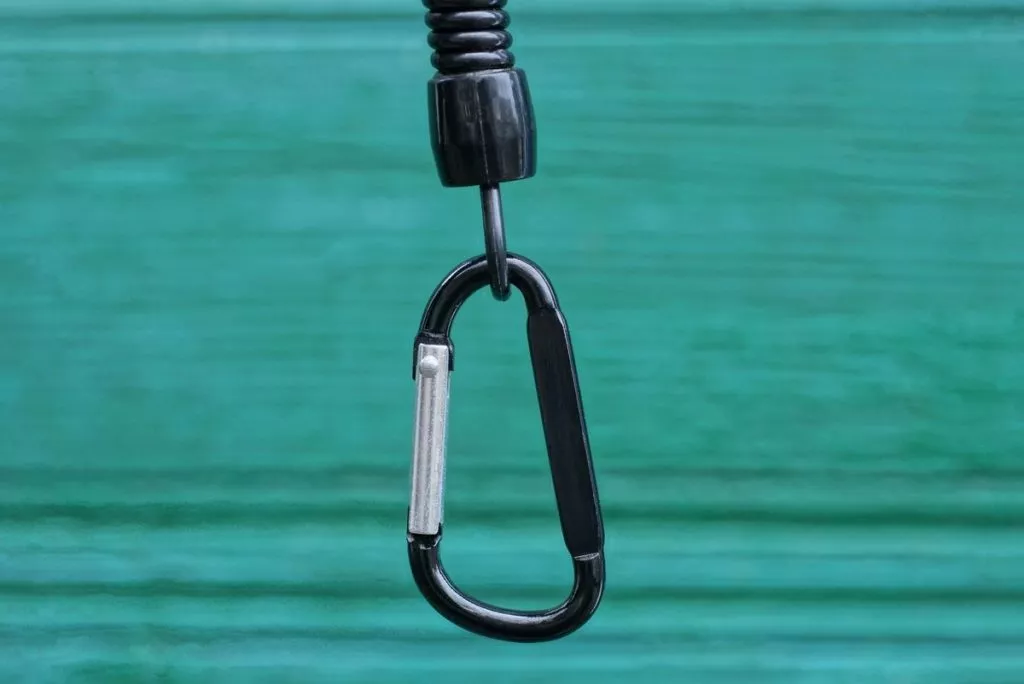 carabiner clip